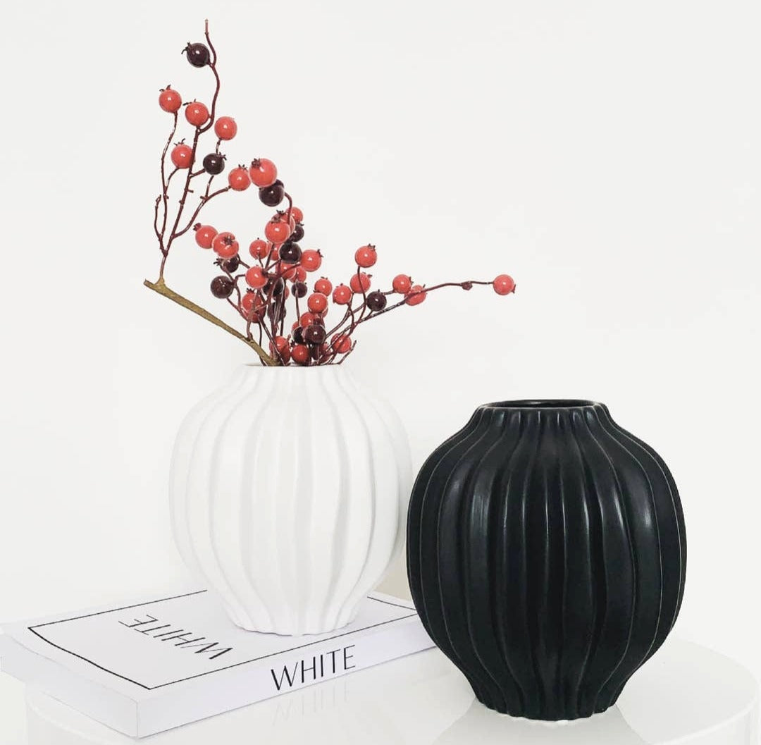 Symphony Vase - Round image 2