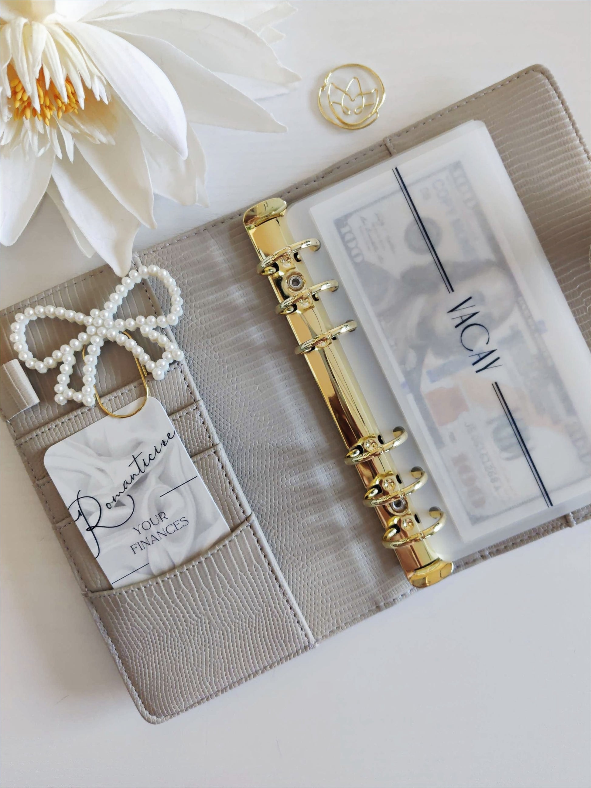 Romanticize Finances Planner Card image 3