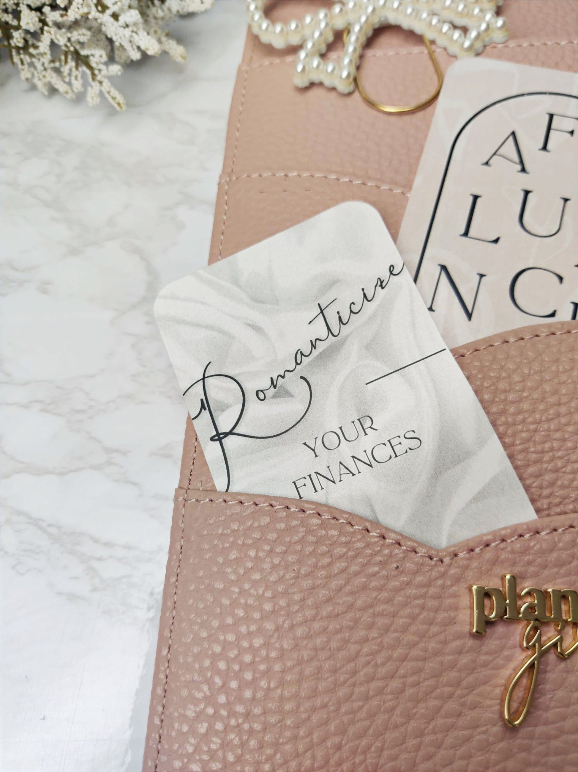 Romanticize Finances Planner Card image 5